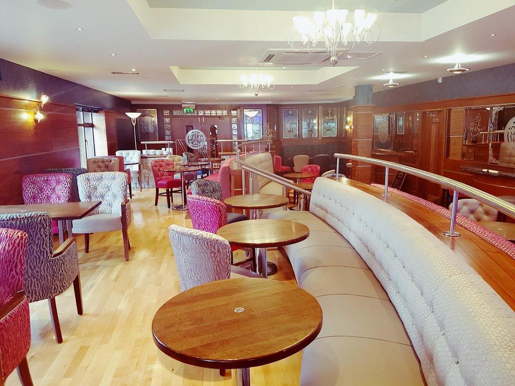 Allingham Arms Hotel Bundoran Dış mekan fotoğraf